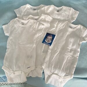 Gerber Soft White Baby Bodysuits - Pack of 5 New
